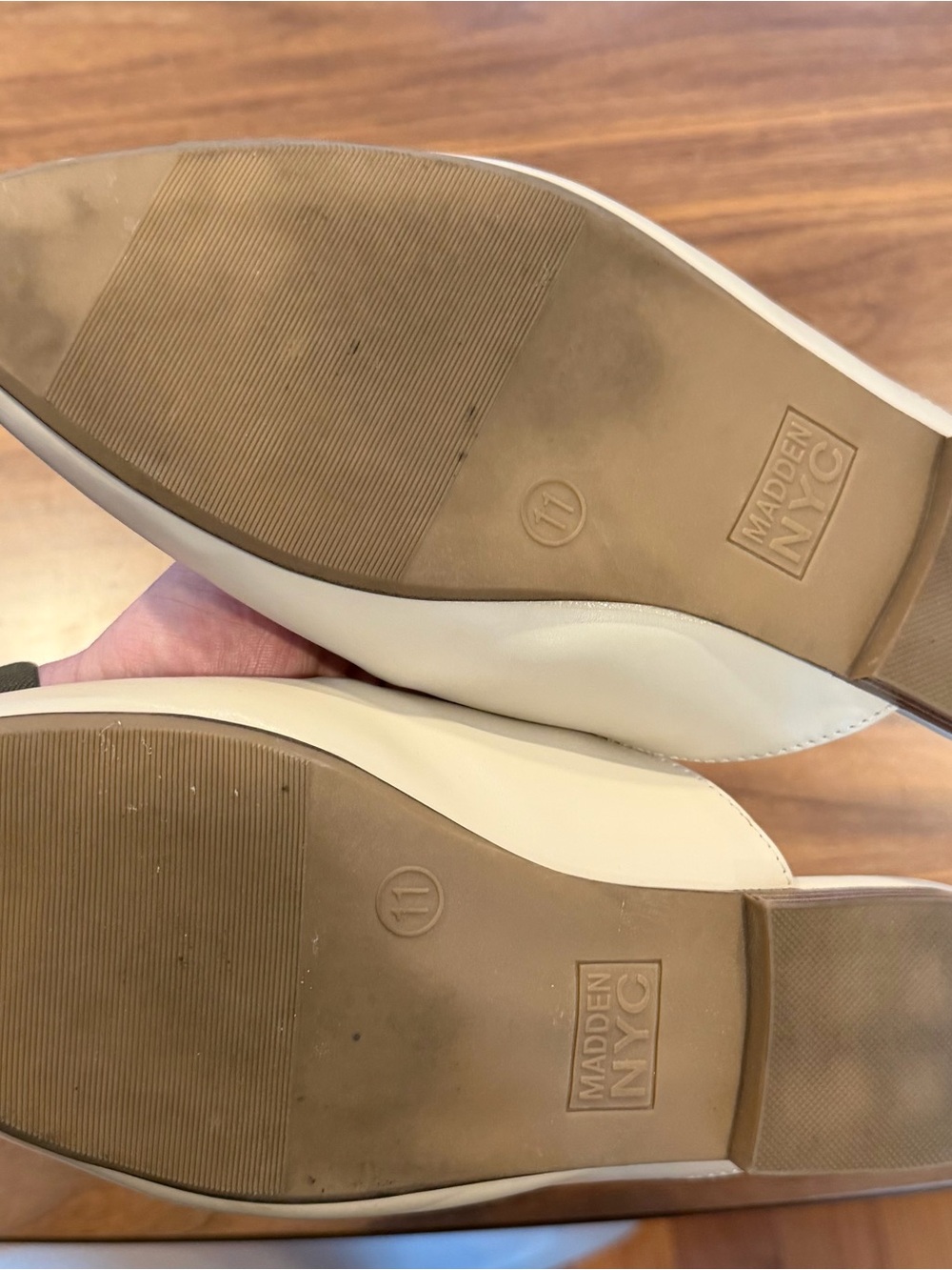 Madden NYC White Leather Chain-Trim Pointed Mules - Picture 3 of 3